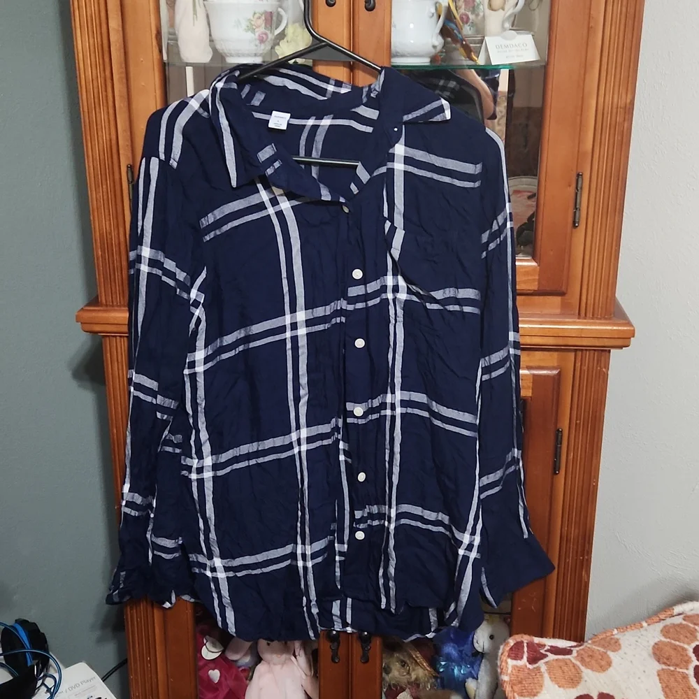 Flannel - Picture 1 of 2
